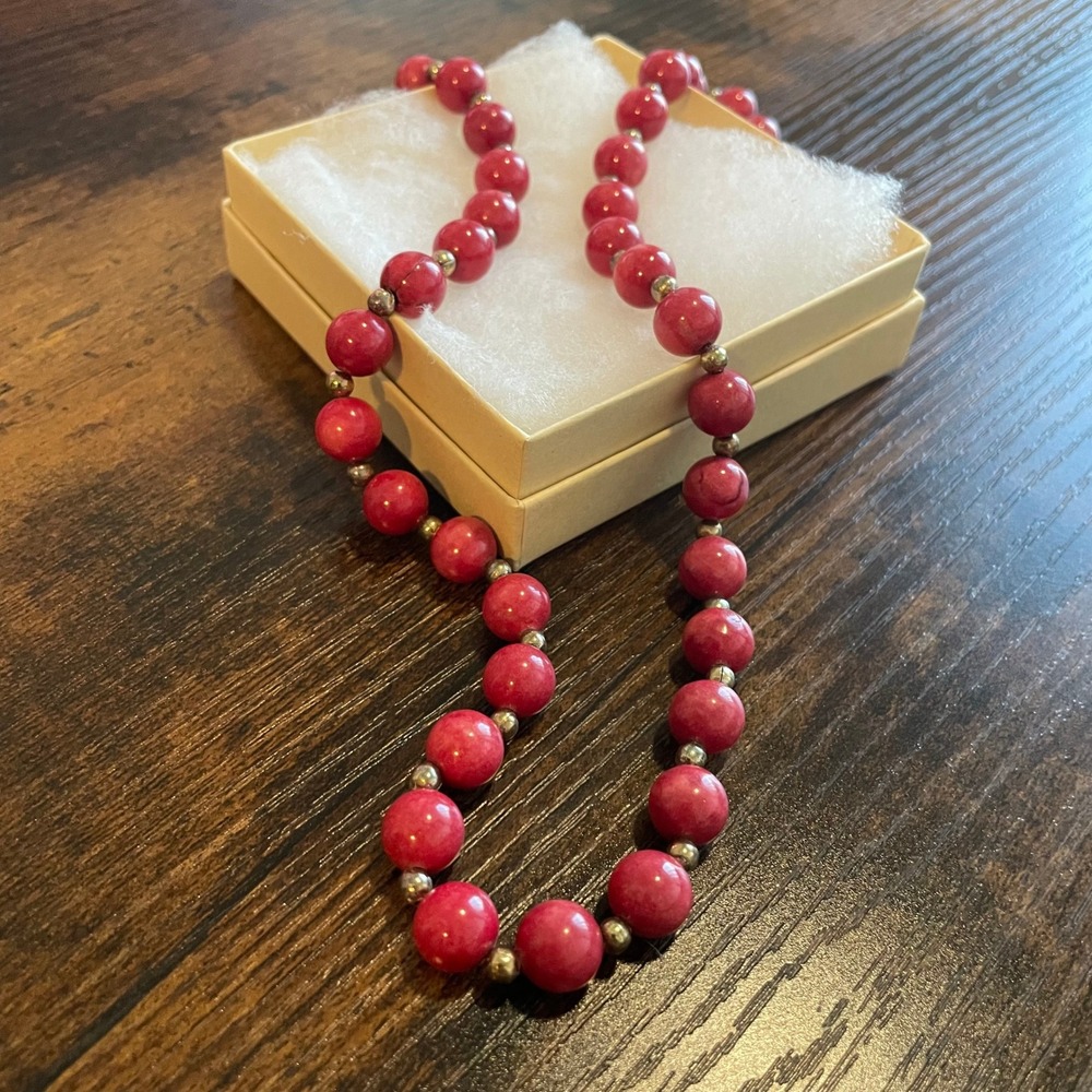 Womens Necklace 24" Red Stone Beaded Filigree Clasp Vintage Style Jewelry